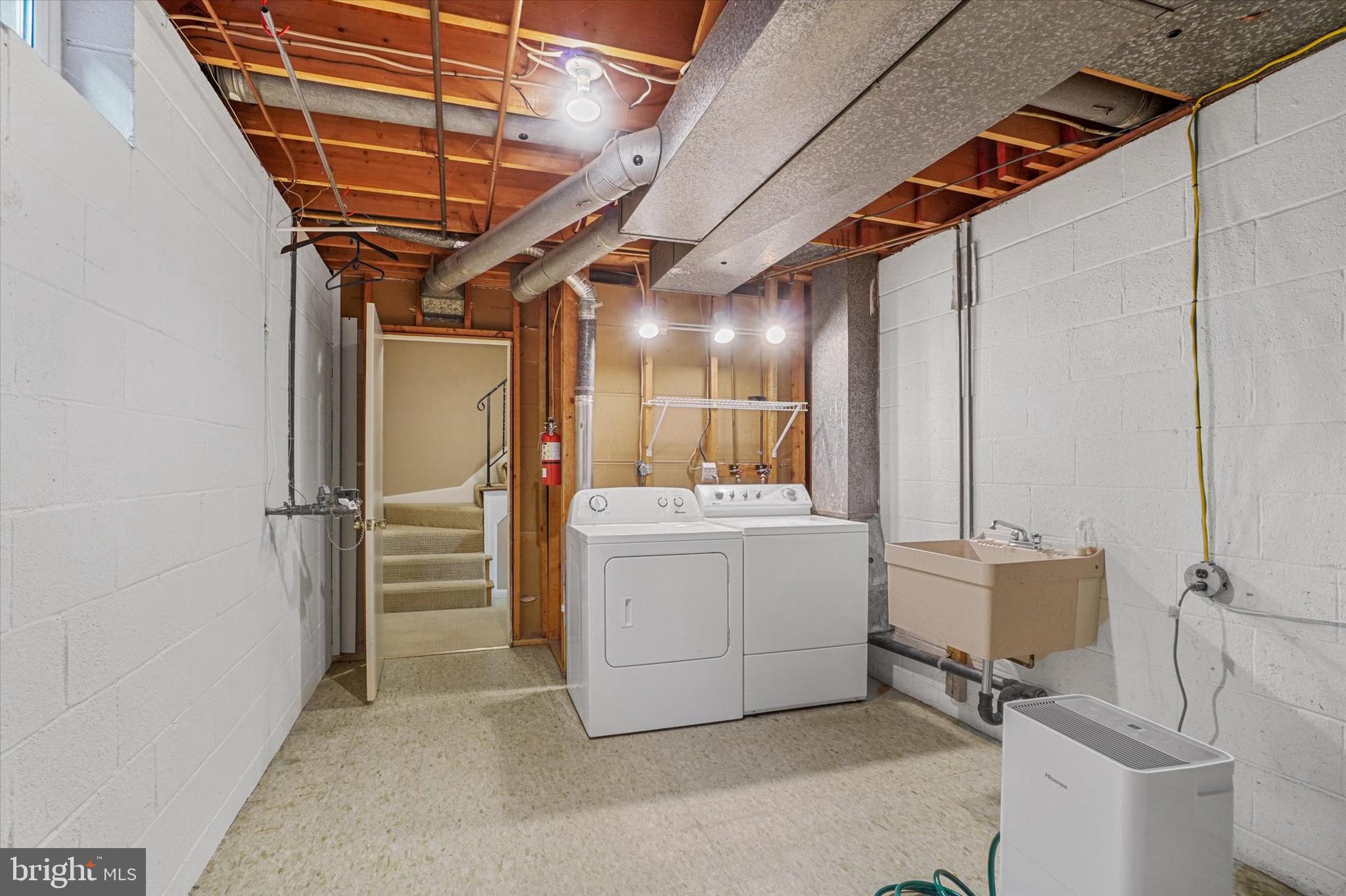 2027 Crescent Road York, PA 17403 - Photo 33 of 43