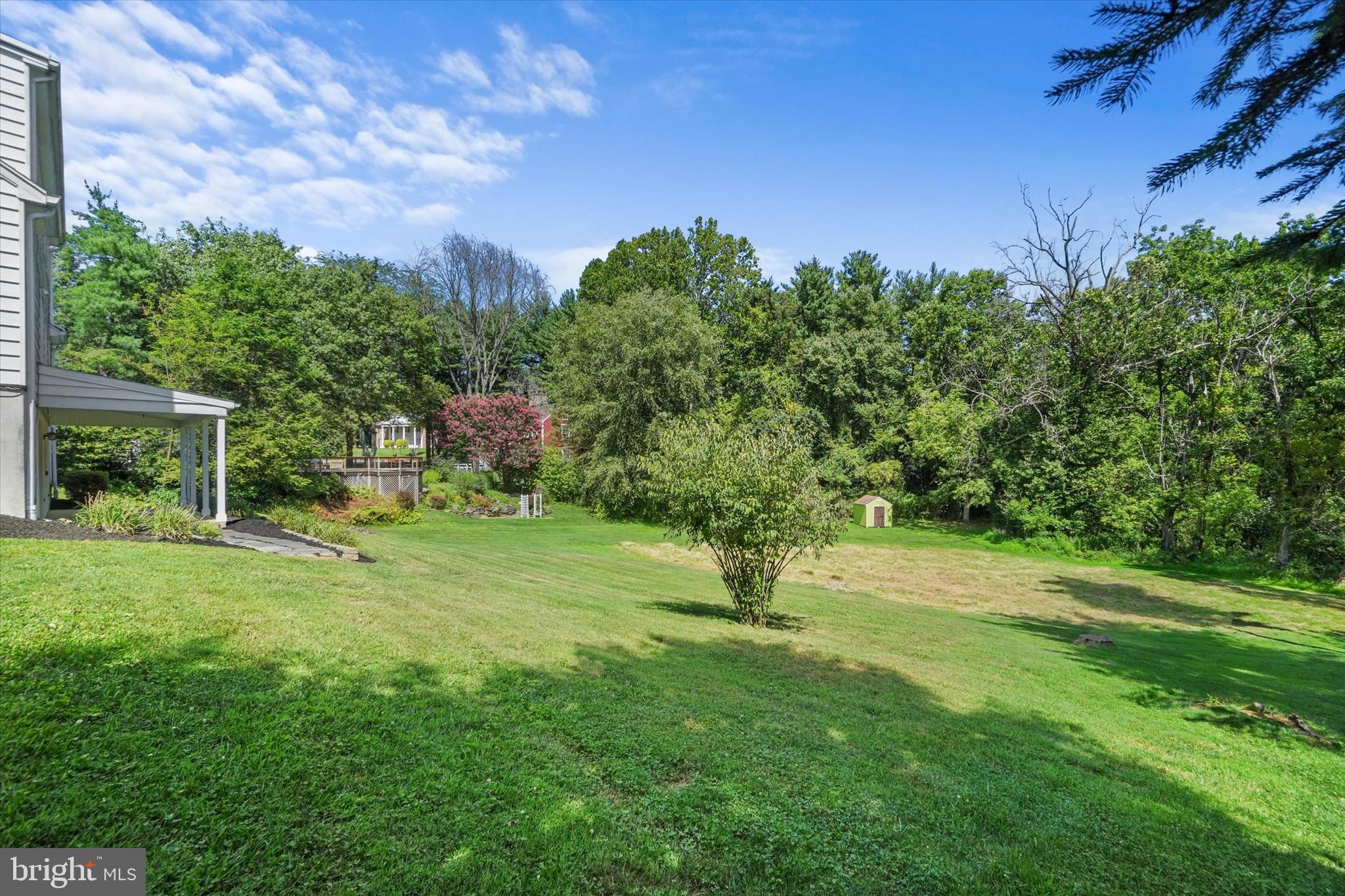 2027 Crescent Road York, PA 17403 - Photo 38 of 43