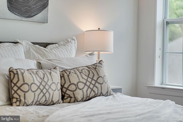 a sign broad on the tree