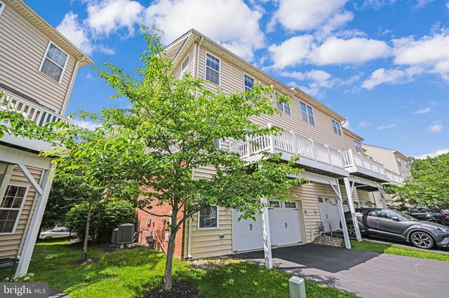 $675,000 | 8217 Castanea Lane, Derwood, MD 20855