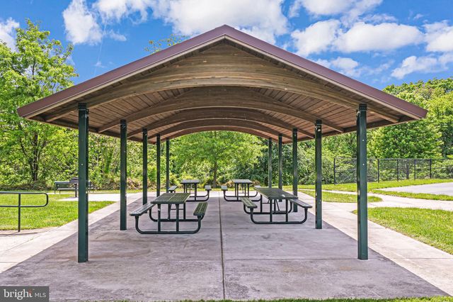 $675,000 | 8217 Castanea Lane, Derwood, MD 20855