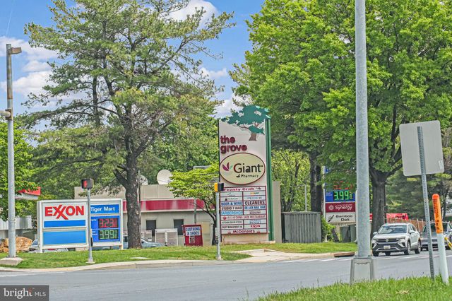 $675,000 | 8217 Castanea Lane, Derwood, MD 20855