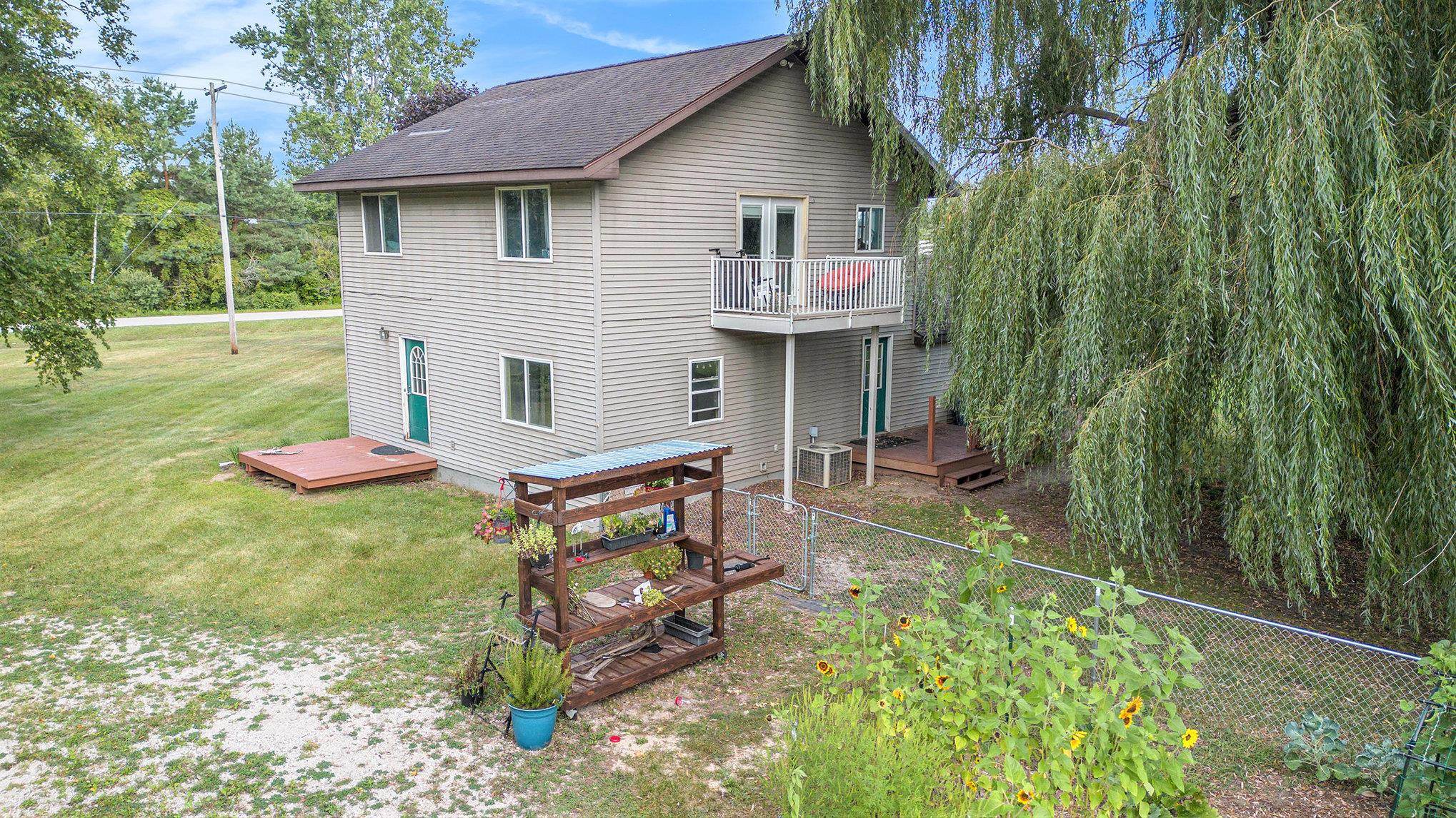 4832 North Dickenson Road Coleman, MI 48618 - Photo 30 of 44 1937912-450415e0-334b-40f9-8171-5d18bc250cf3.JPG