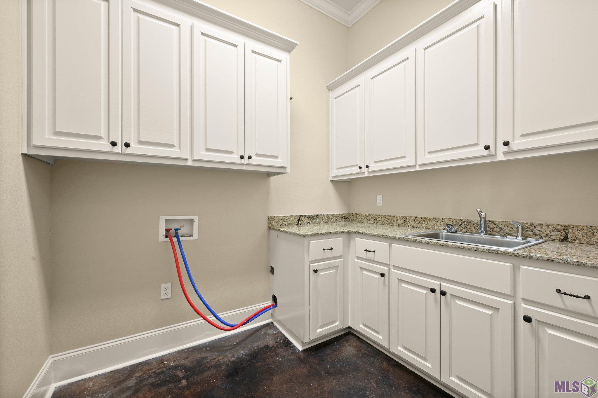 8133 Willow Grove Boulevard Baton Rouge, LA 70810 - Photo 25 of 30 Laundry