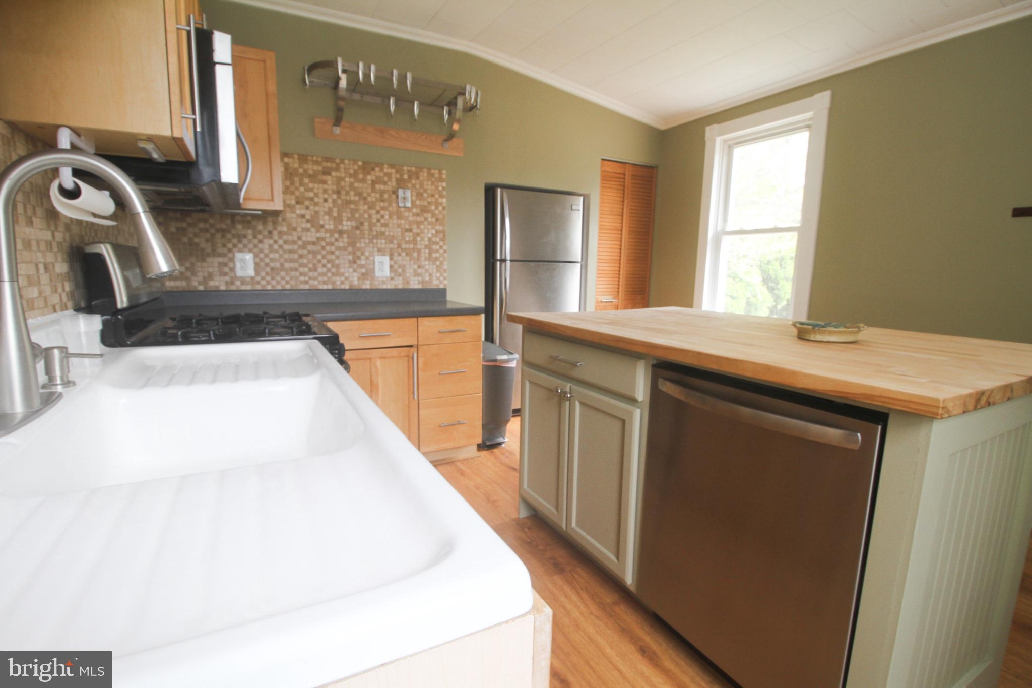 5601 Tramore Road Baltimore, MD 21214 - Photo 15 of 27