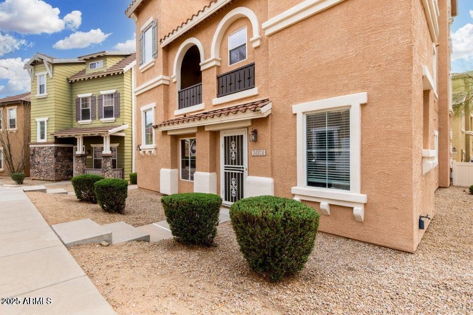 34924 North 30th Avenue Phoenix, AZ 85086 - Photo 4 of 20 a view of a house with a outdoor space