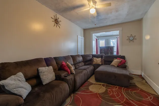 $279,900 | 3050 Glover Road, Glover, VT 05839