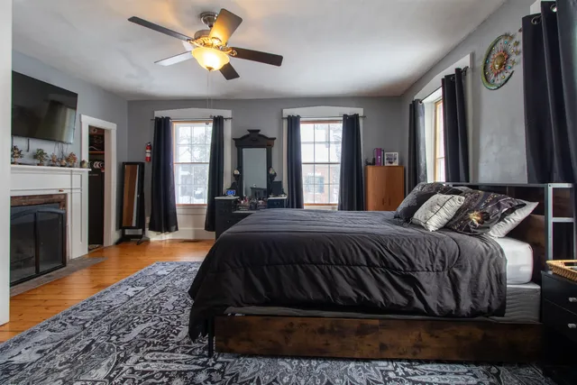 $279,900 | 3050 Glover Road, Glover, VT 05839