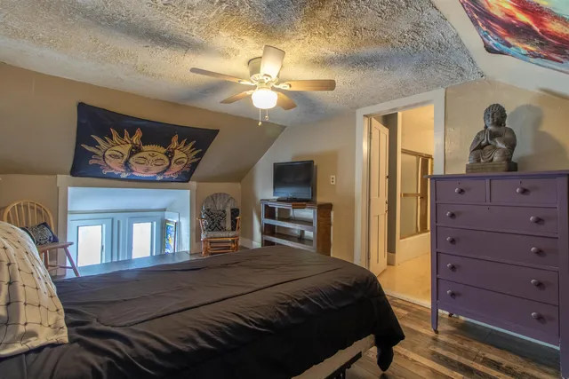 $279,900 | 3050 Glover Road, Glover, VT 05839