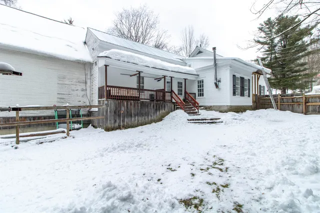 $279,900 | 3050 Glover Road, Glover, VT 05839