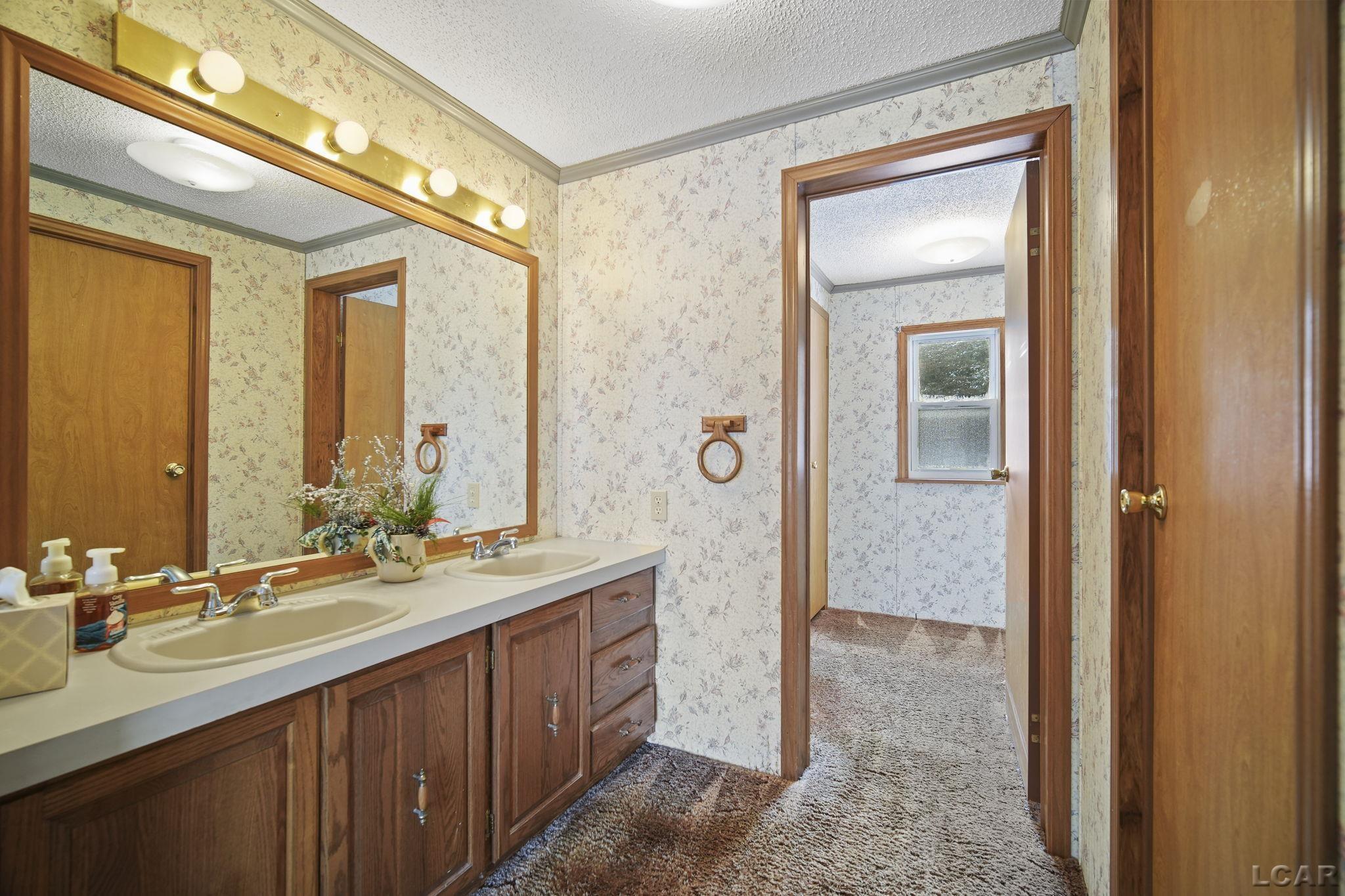 1010 Sutton Road Adrian, MI 49221 - Photo 24 of 42