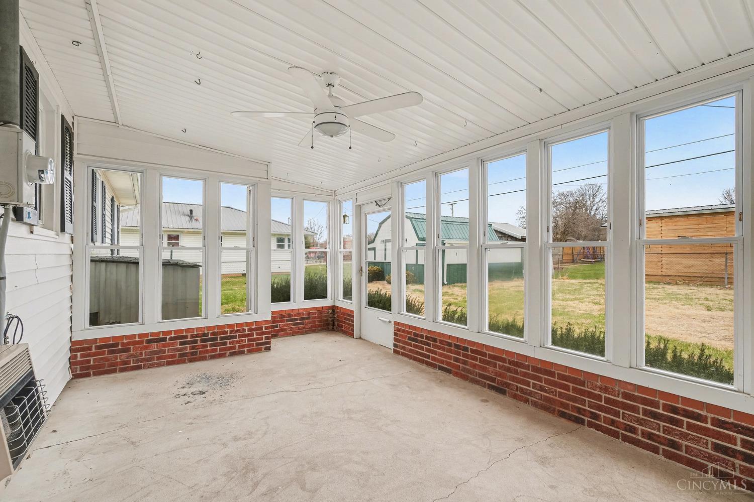 1776 Christopher Road Aberdeen, OH 45101 - Photo 13 of 19