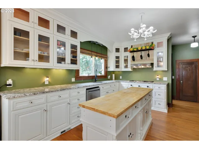 $545,000 | 636 South Nehalem Street, Clatskanie, OR 97016