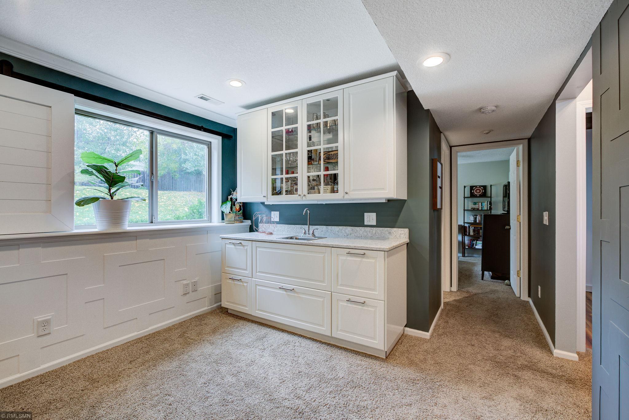 15866 Island View Road Northwest Prior Lake, MN 55372 - Photo 12 of 27 Gallery Image 12