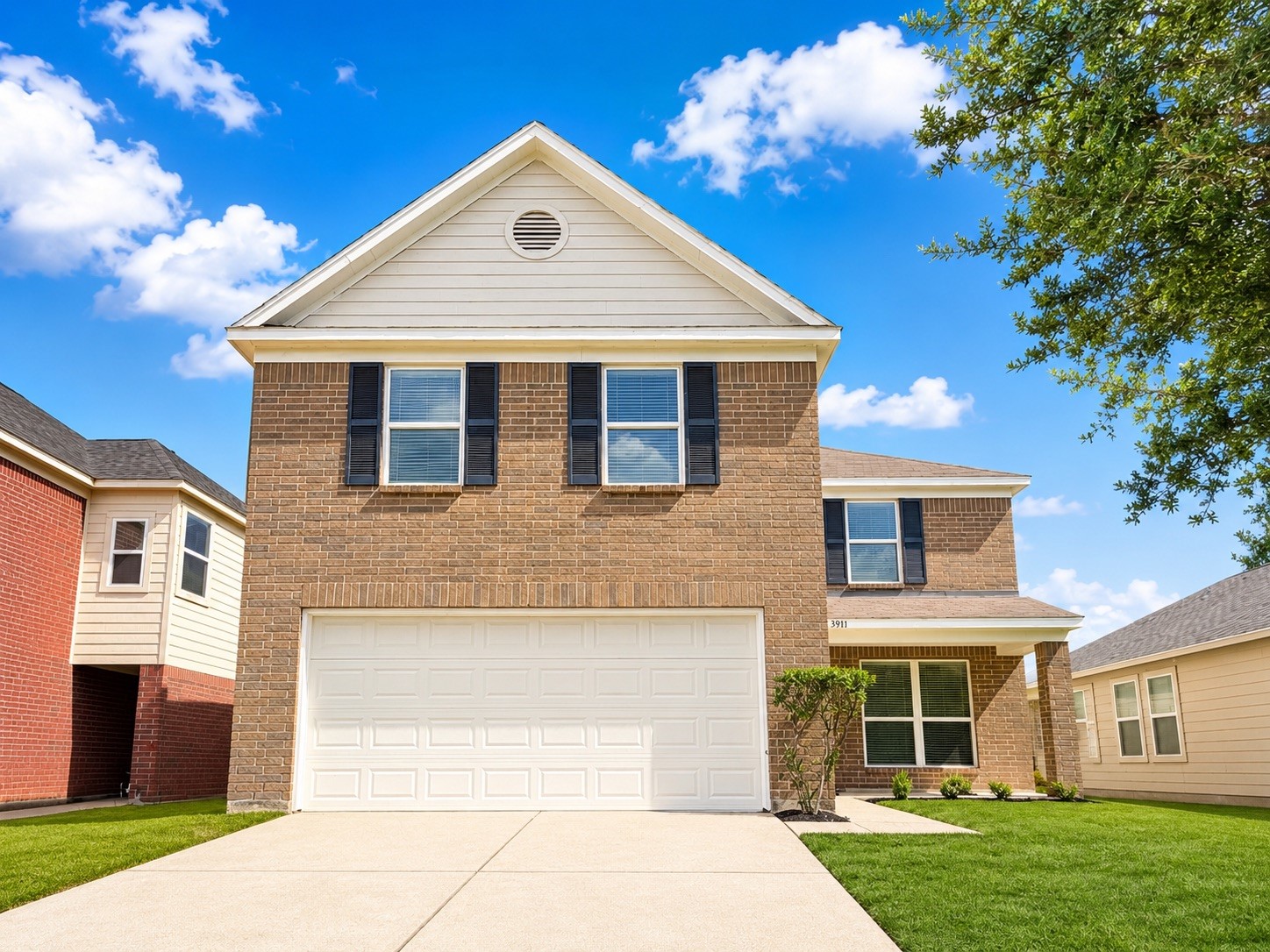 15911 Sheldon Ridge Way Houston, TX 77044 - Photo 1 of 30 Gallery Image 1