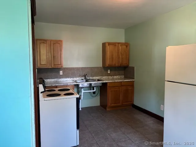 $1,350 | 32 Linnell Street, Unit 34, Plainfield, CT 06354