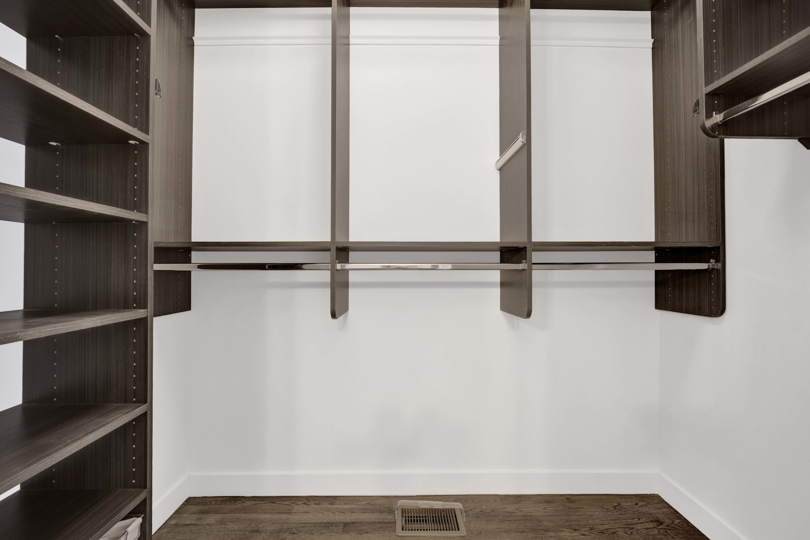 1017 North Cleveland Avenue, Unit 4 Chicago, IL 60610 - Photo 26 of 35