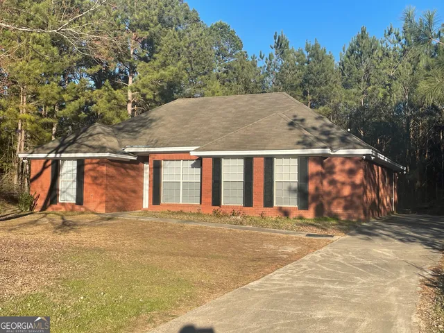 $135,000 | 301 Lilly Lane, Tuskegee, AL 36083