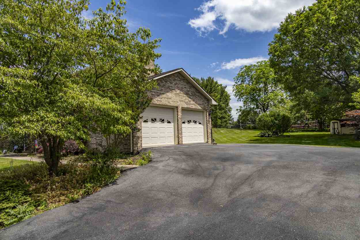 3274 Arrowhead Road Harrisonburg, VA 22801 - Photo 3 of 25 Gallery Image 3