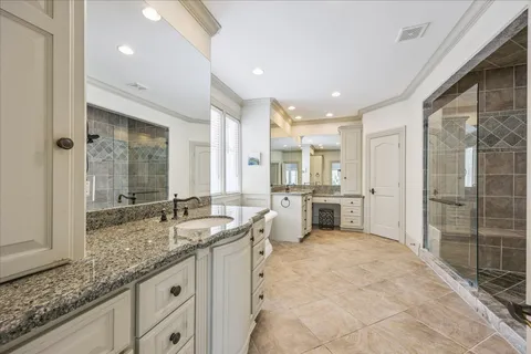 $1,150,000 | 37 Hackberry Lane, Houston, TX 77027