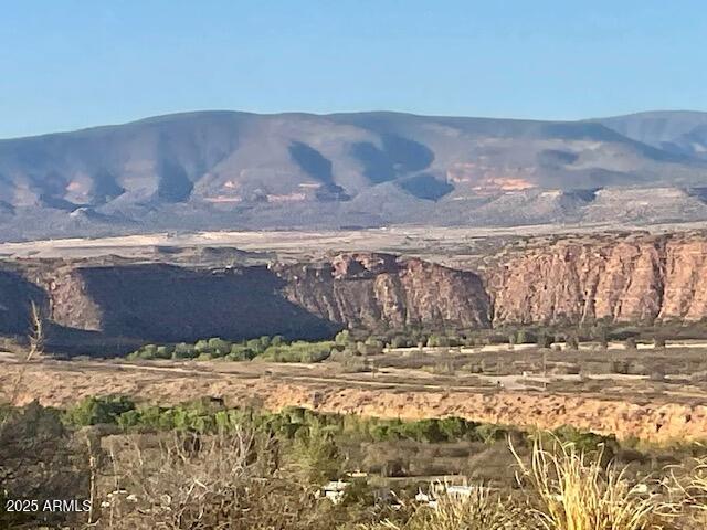 16 New Venture Road, Unit 16 P AND H Clarkdale, AZ 86324 - Photo 5 of 18 a view of a house with a yard