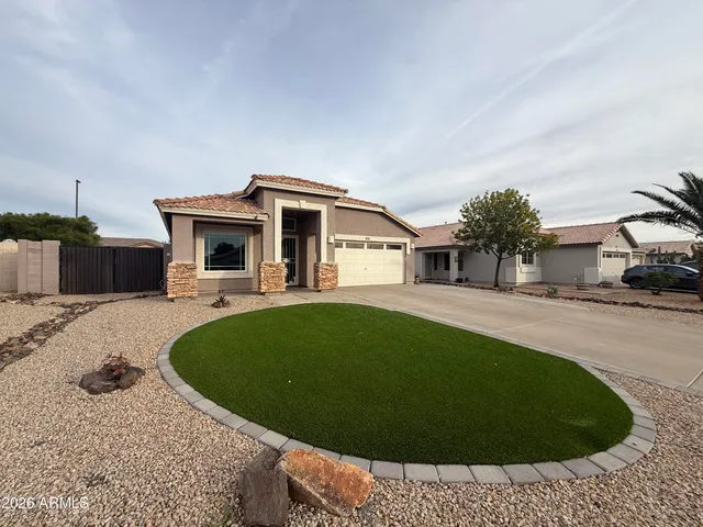 $2,600 | 1567 North Tucana Court, Gilbert, AZ 85234