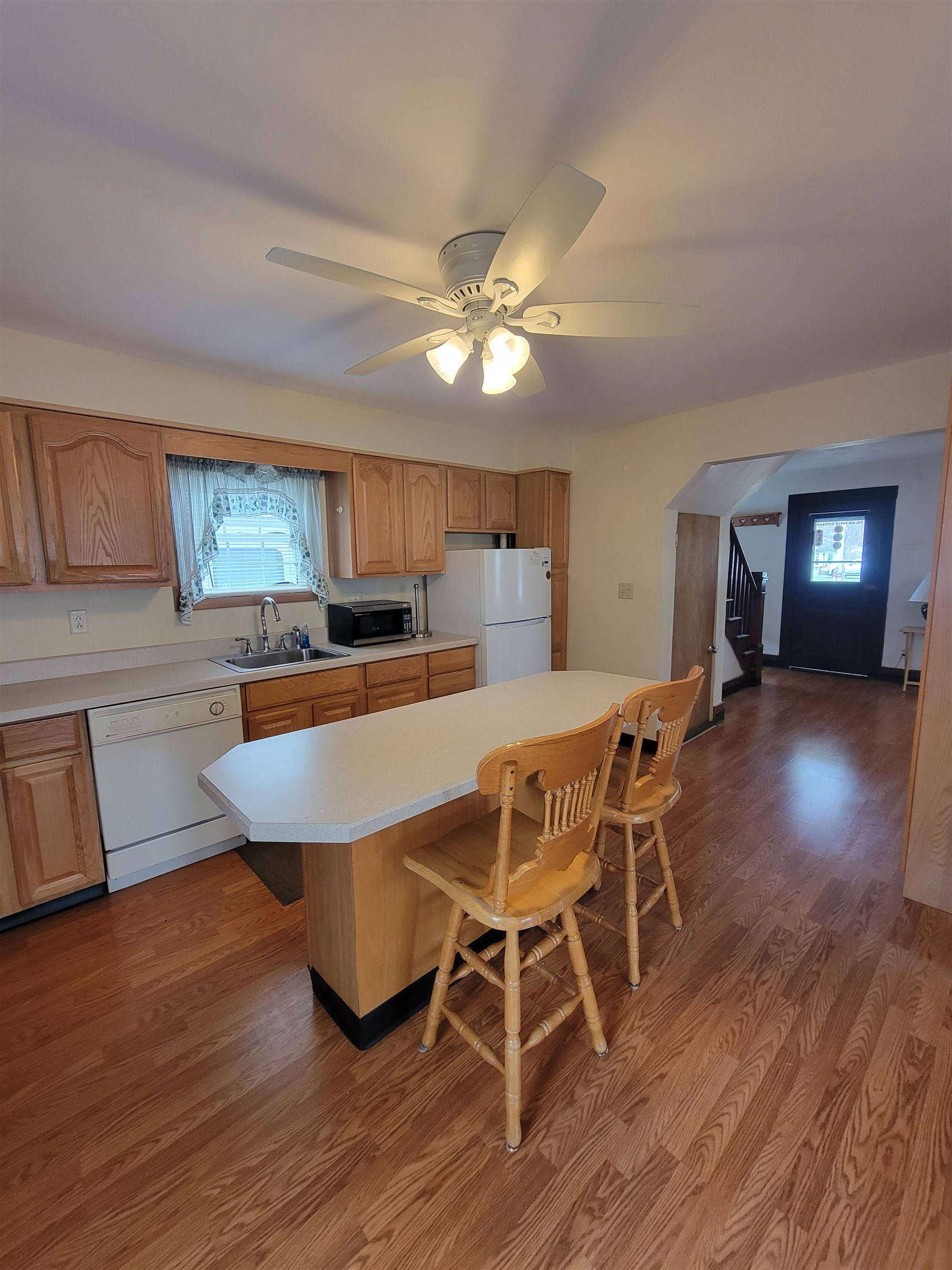 951 Gage Street Bennington, VT 05201 - Photo 6 of 45