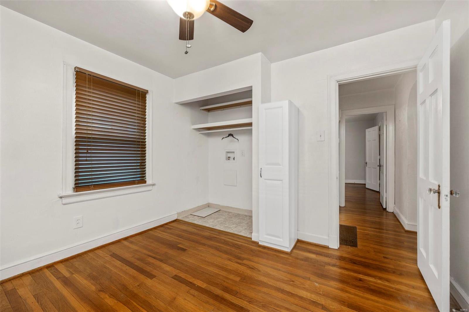 2463 Brown Road St. Louis, MO 63114 - Photo 11 of 21 Gallery Image 11