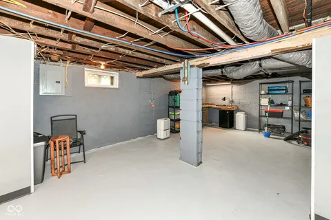 $190,000 | 5075 East Walnut Street, Indianapolis, IN 46201
