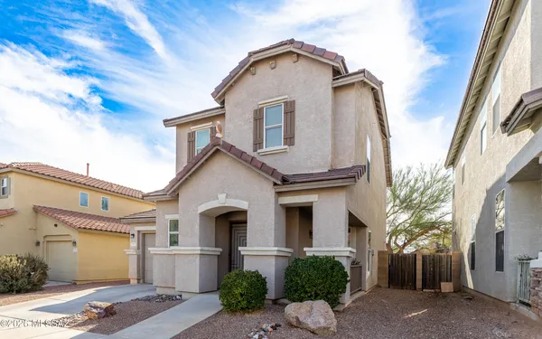 $287,500 | 7658 East Desert Overlook Drive, Tucson, AZ 85710
