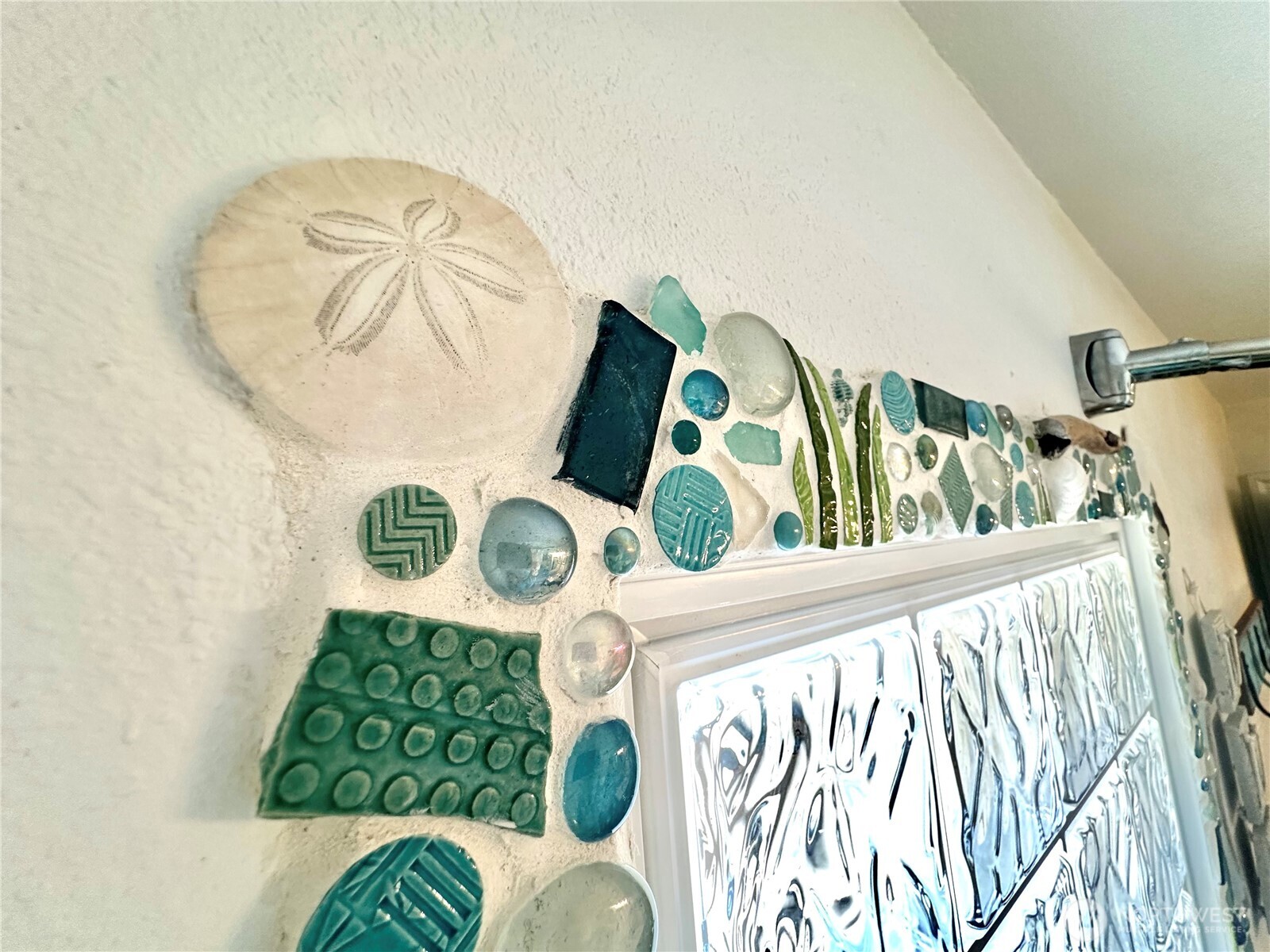 15217 Pacific Way Long Beach, WA 98631 - Photo 13 of 40 a view of entryway and utility room