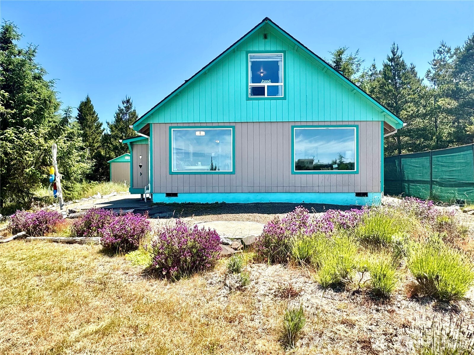 15217 Pacific Way Long Beach, WA 98631 - Photo 36 of 40 a front view of house with yard