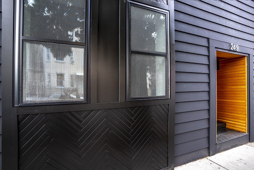 249 Marion Street, Unit 2 Boston, MA 02128 - Photo 17 of 17