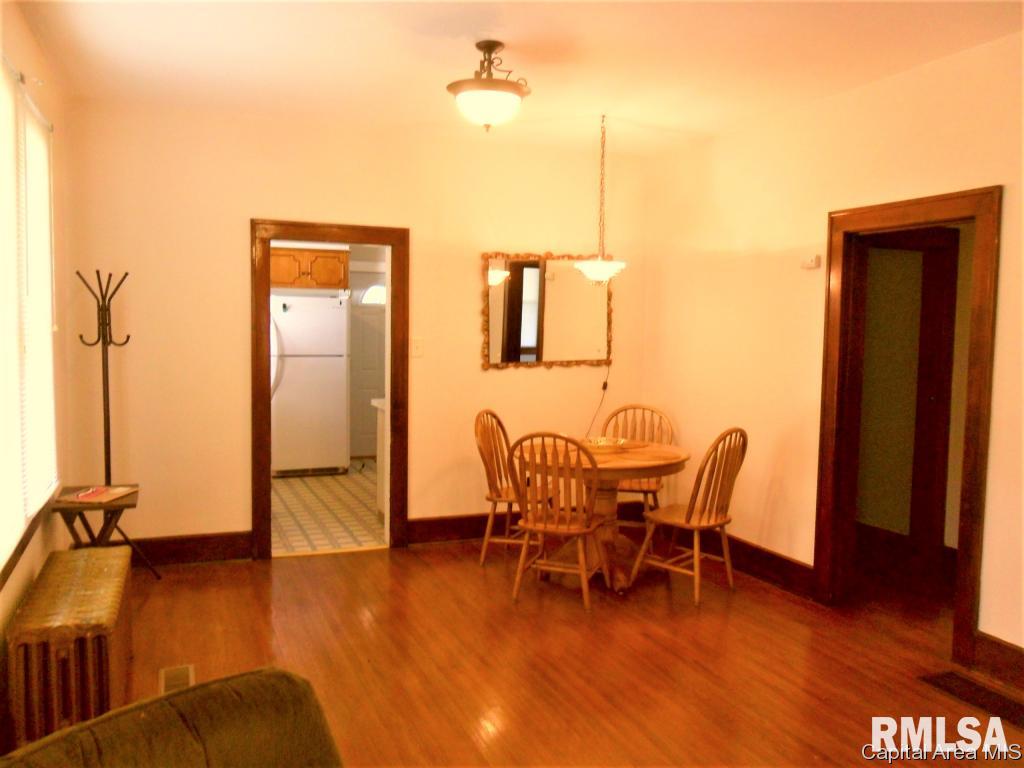 424 West Elliott Avenue Springfield, IL 62702 - Photo 4 of 7 Gallery Image 4