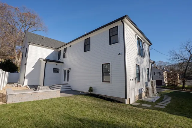 $1,299,999 | 24 Palmetto Street, Saugus, MA 01906