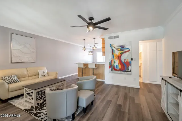 $3,000 | 721 East Montebello Avenue, Unit 225, Phoenix, AZ 85014