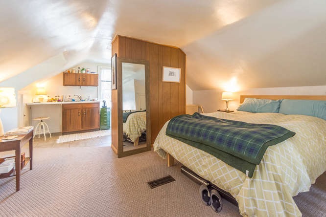 2024 East 3rd Street Bloomington, IN 47401 - Photo 18 of 28