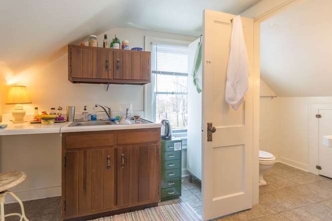 2024 East 3rd Street Bloomington, IN 47401 - Photo 21 of 28