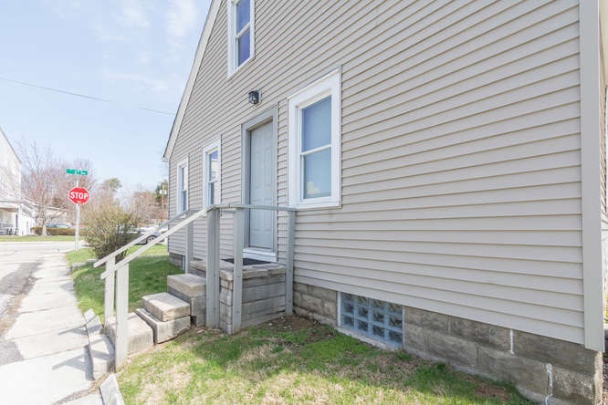 2024 East 3rd Street Bloomington, IN 47401 - Photo 25 of 28