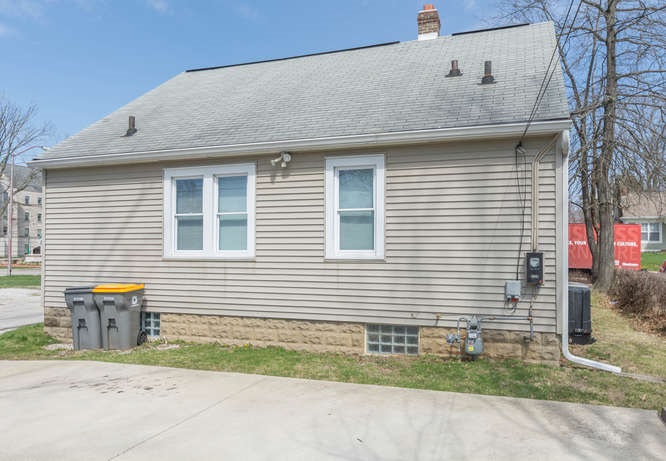 2024 East 3rd Street Bloomington, IN 47401 - Photo 26 of 28