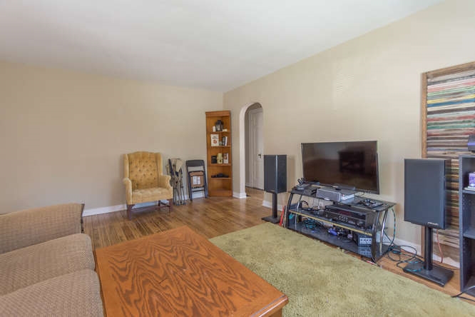 2024 East 3rd Street Bloomington, IN 47401 - Photo 6 of 28