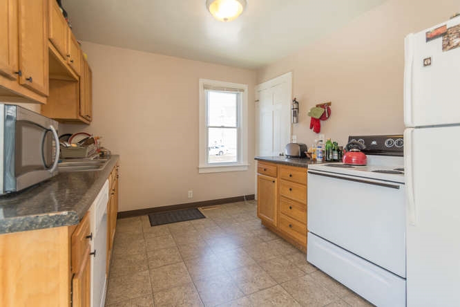 2024 East 3rd Street Bloomington, IN 47401 - Photo 9 of 28