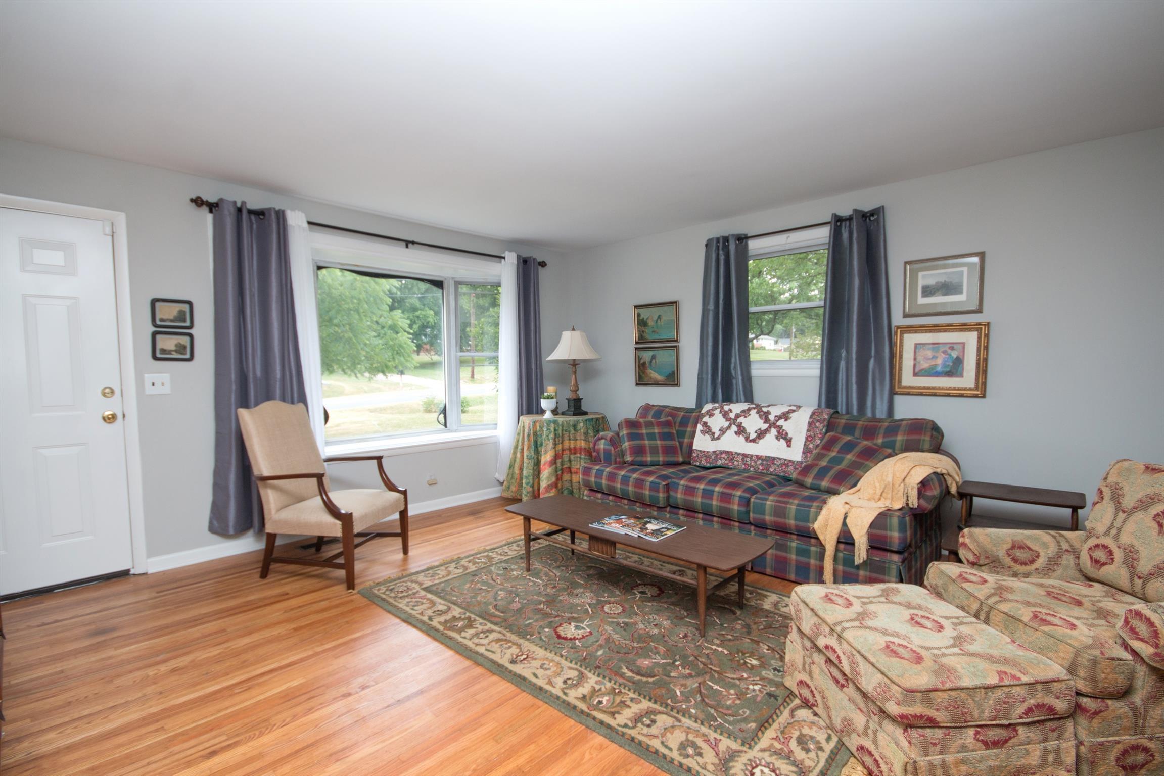 911 Apple Valley Road Madison, TN 37115 - Photo 8 of 29 Gallery Image 8