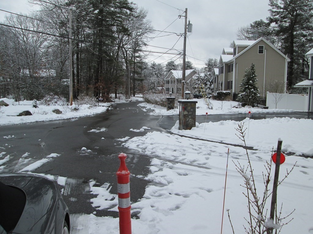 9 Dell Hollow Road Billerica, MA 01821 - Photo 6 of 41 Gallery Image 6