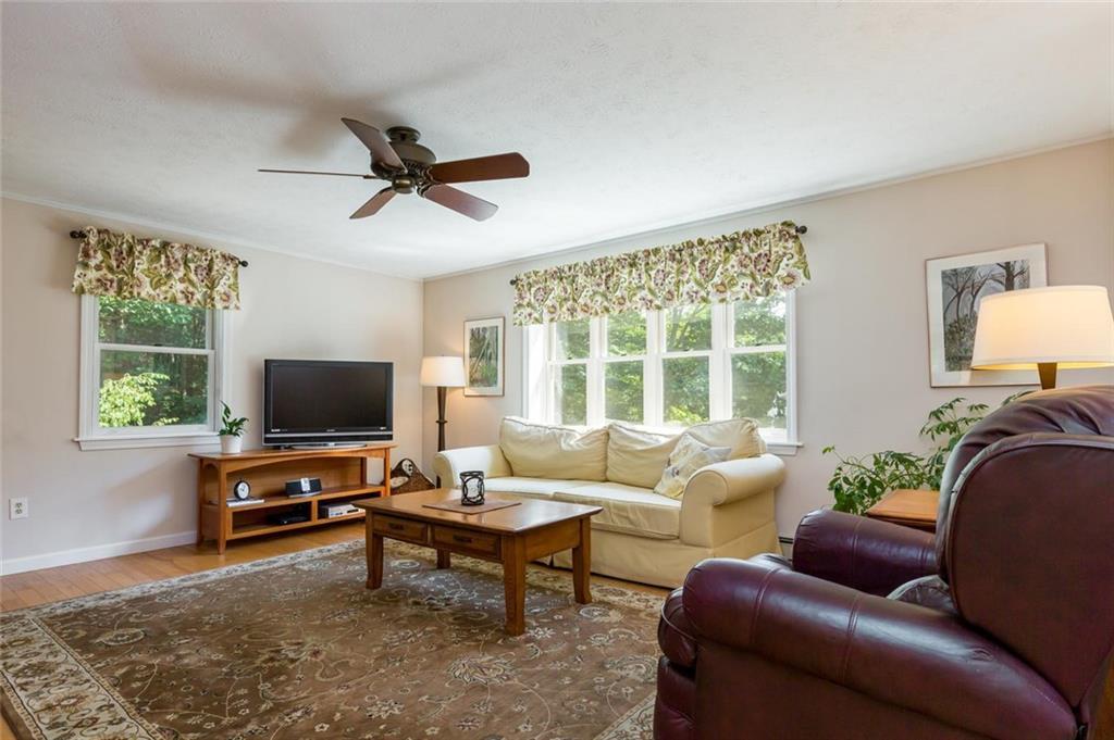7 Beaver Brook Road Scarborough, ME 04074 - Photo 5 of 35 Photo