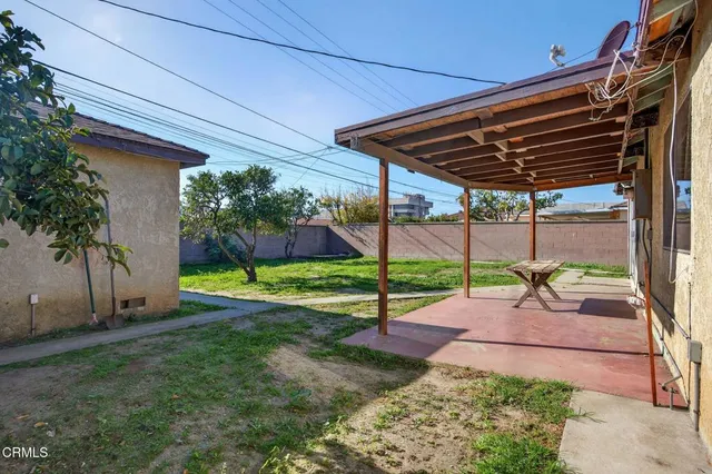 $650,000 | 236 East Poplar Street, Oxnard, CA 93033