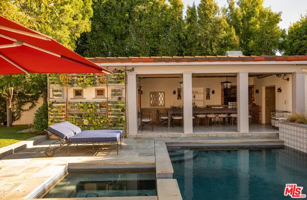 $14,250,000 | 523 North Beverly Drive, Beverly Hills, CA 90210
