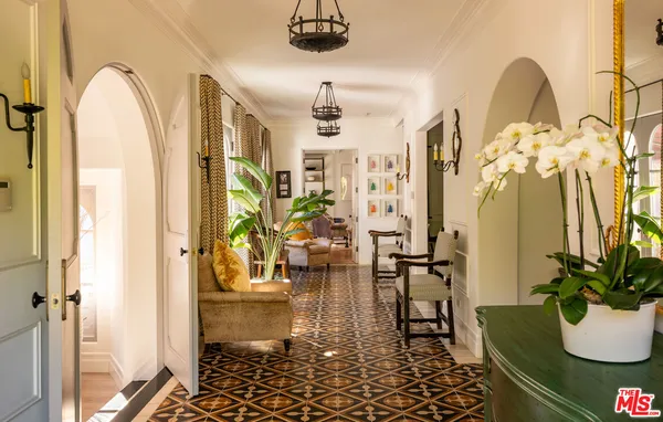 $14,250,000 | 523 North Beverly Drive, Beverly Hills, CA 90210