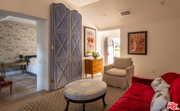 $14,250,000 | 523 North Beverly Drive, Beverly Hills, CA 90210