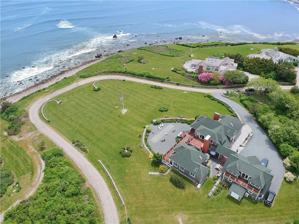 44 Beach Drive Little Compton, RI 02837 - Photo 4 of 40